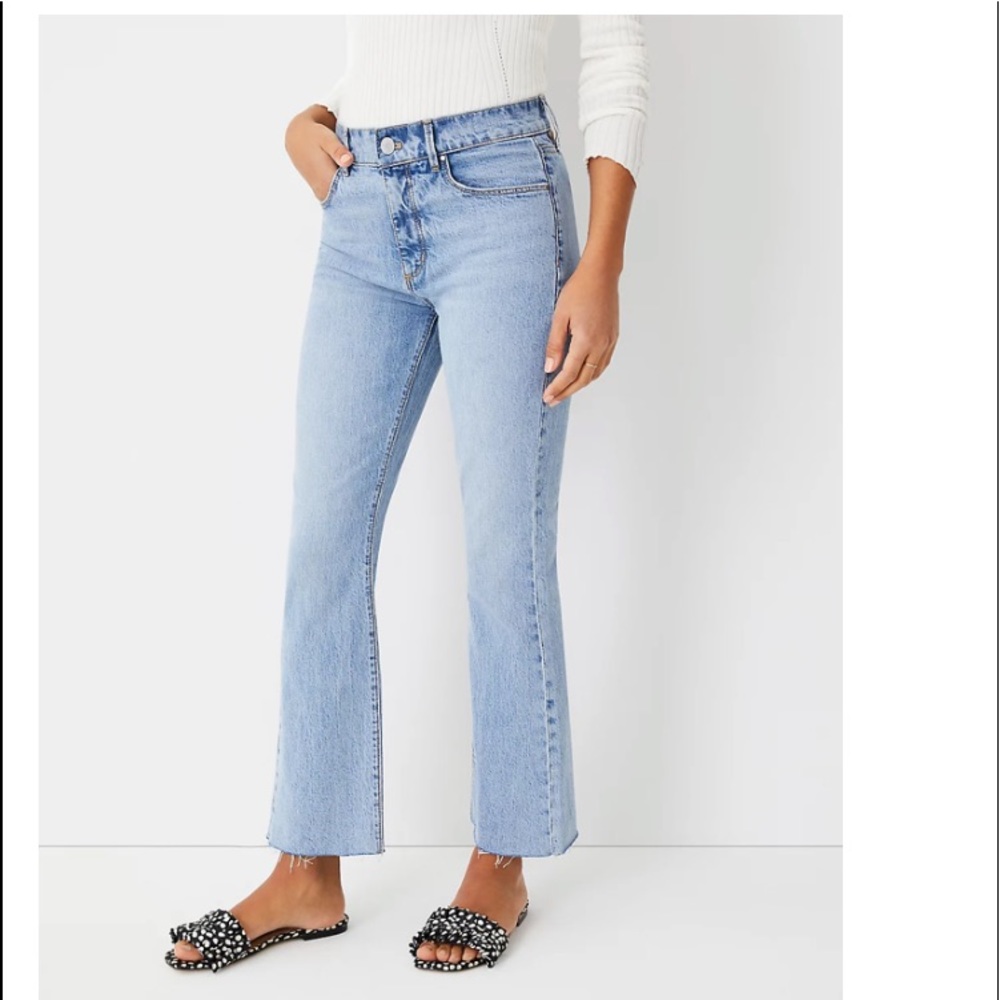 Ann Tylor Petite - The Kick Crop Jeans